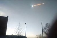 Panika a obavy z UFO: Masivní exploze meteoritu vyděsila město na Sibiři