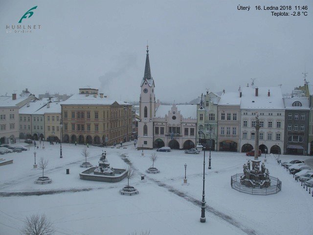 16. ledna 11:46 -2,8 °C ...od včerejška se musí odhrabovat cestičky.