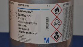 Na otravu metanolem z pančovaného alkoholu zemřelo skoro 50 lidí.