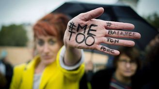 #MeToo ponižuje ženy. Aktivistky by si měly místo zbytečných kampaní najít chlapce