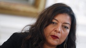 Pařížský soud 25.9.2019 odsoudil iniciátorku kampaně MeToo ve Francii Sandru Mullerovou