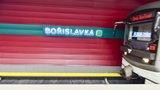 Vjíždíte do stanice metra Bořislavka: Nové stanice na áčku