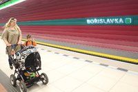 Metro na Bořislavce nezastavovalo: Mohly za to »rozbité« eskalátory