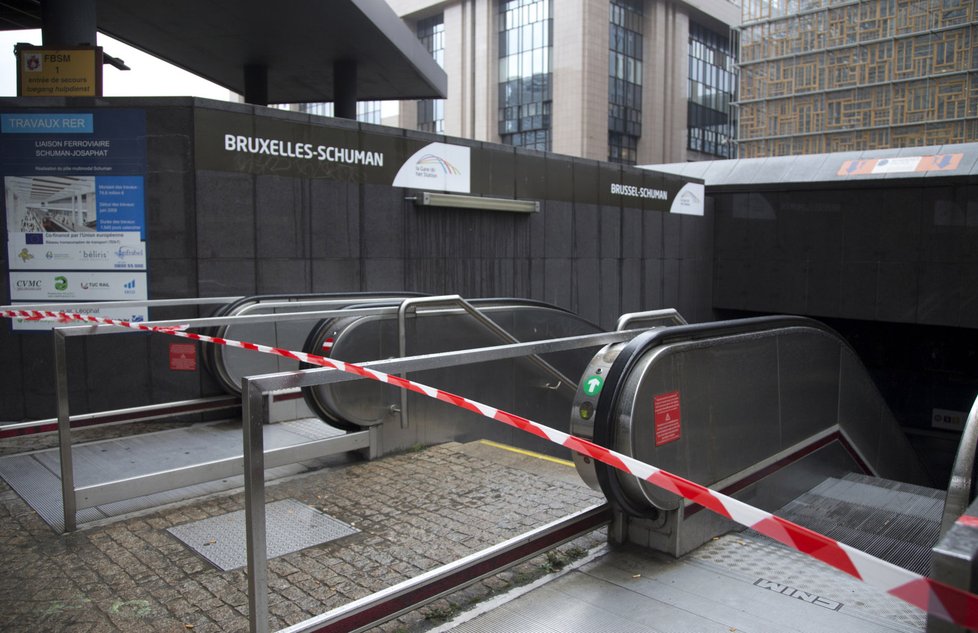 Metro v Bruselu zavřené kvůli hrozbě teroristického útoku