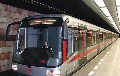 Metro A v Praze bude delší o čtyři stanice!