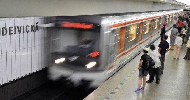 Stanice metra Dejvická bude během Velikonoc uzavřena.