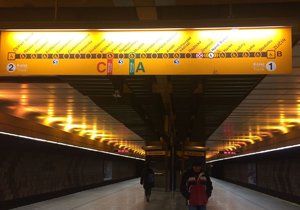 Stanice metra B Jinonice se na více než půl roku uzavřela.