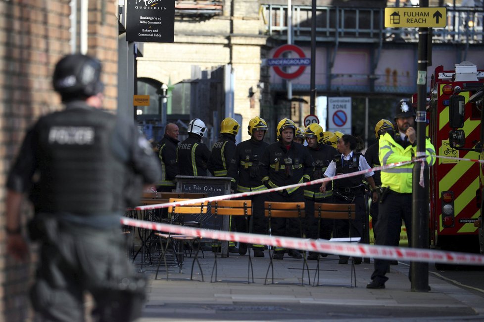 Výbuch tašky v londýnském metru