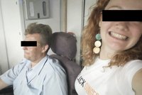 Metro už řídit nebude! Za to, že v kabině svezl soutěžící LowCost Race, postavili řidiče mimo službu