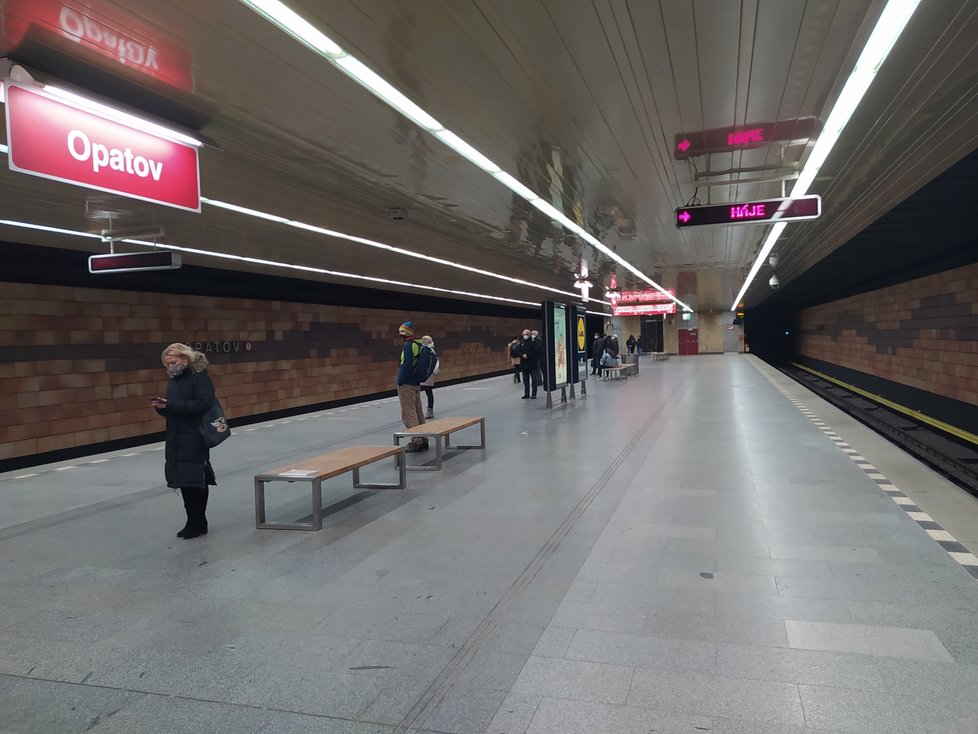 Takto vypadá modernizovaná stanice metra Opatov. 