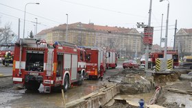 Dělníci měli starou dokumentaci, ve které nebylo potrubí vyznačeno