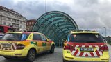 Metro v tubusu srazilo ženu (†35): Mezi Náměstím Míru a Dejvickou byl zastaven provoz