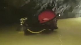 Horník přežil 14 dní v zatopeném dole.