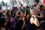Nejméně pět tisíc mexických žen demonstrovalo v sobotu proti sérií pokusů o únosy, jejichž dějištěm se v poslední době stalo metro v hlavním městě Mexiku. (2.2.2019)