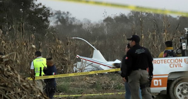 Tragická vánoční nehoda: V helikoptéře zemřela guvernérka i její manžel