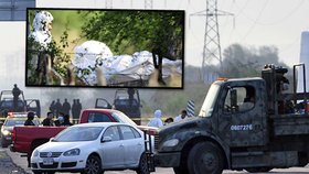 Mexická policie učinila hrůzný nález: U dálnice objevila pět desítek těl nacpaných v plastových pytlích. Pozůstatek války gangů...