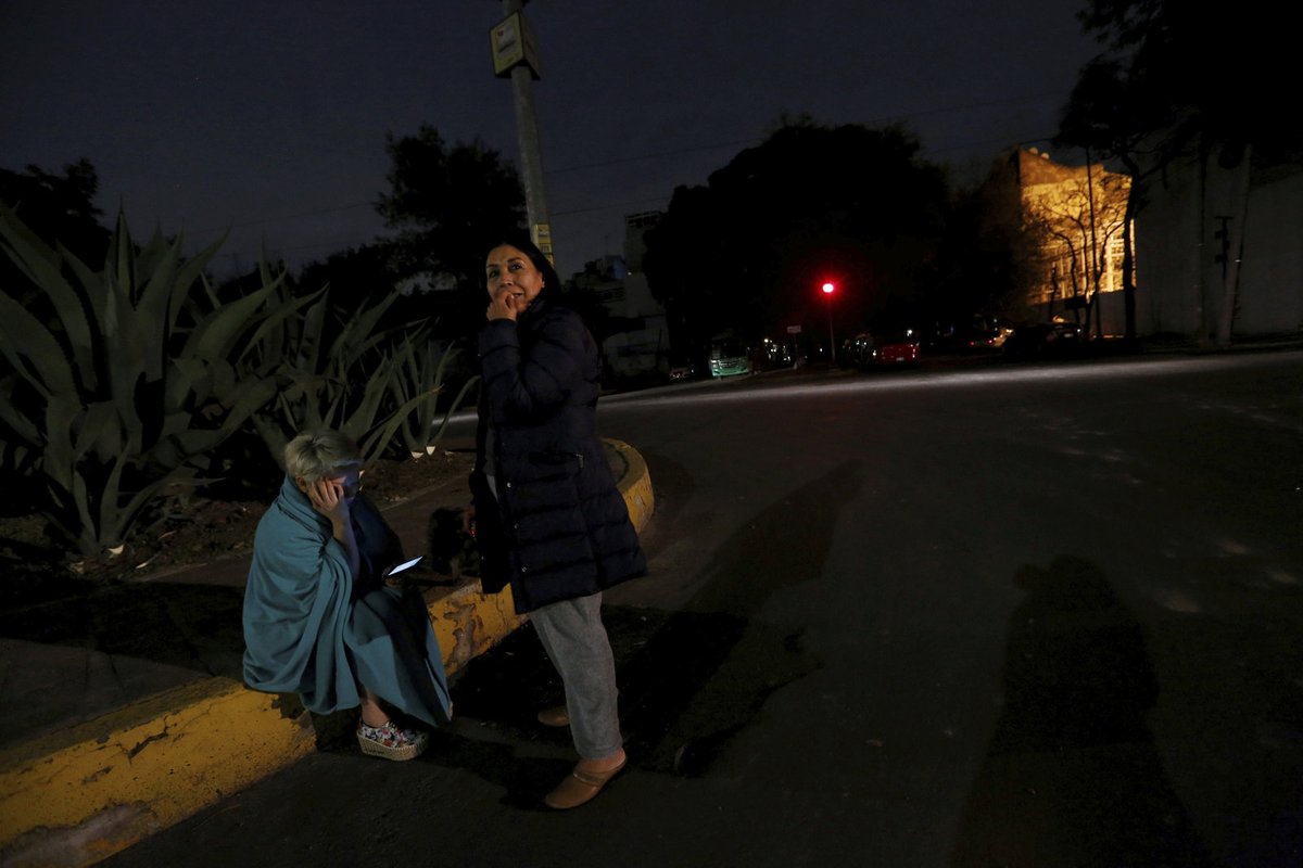 Silné zemětřesení pocítili i lidé v Mexico City