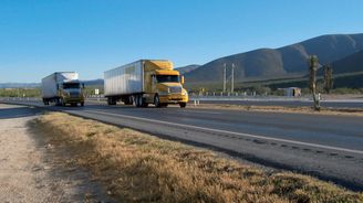 Mexiko z kabiny kamionu: Cesta z Atlacomulca do Nuevo Laredo