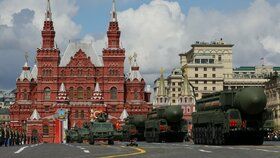 Rusko znovu straší jadernými zbraněmi: Zahájilo cvičení s raketami Jars a tisíci vojáky