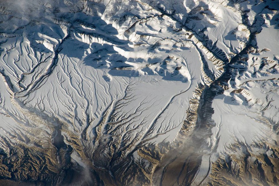 Snímky z Mezinárodní vesmírné stanice: Himaláje (Čína a Indie)