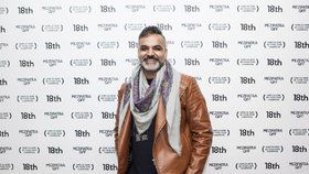 Na filmový festival zavítal i Arshad Khan, tvůrce původem z Pákistánu přivezl dokument o svém dospívání a sžívání se s vlastní homosexualitou i tím, že jeho otec se z liberála změnil ve fundamentálního muslima