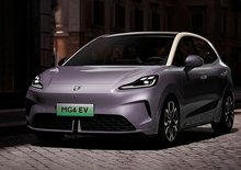 V Evropě se začíná prodávat nové MG4. Je větší, ale levnější než to staré