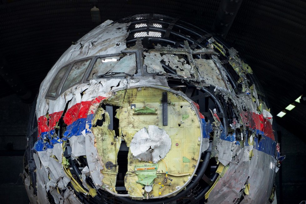 Letoun MH17 sestřelila raketa Buk