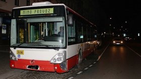 Autobus, který opilý řidič řídil. Od soudu vyvázl s pokutou a podmínkou.