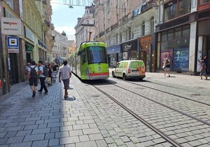 Brno přechází od 1. července na prázdninový provoz MHD.