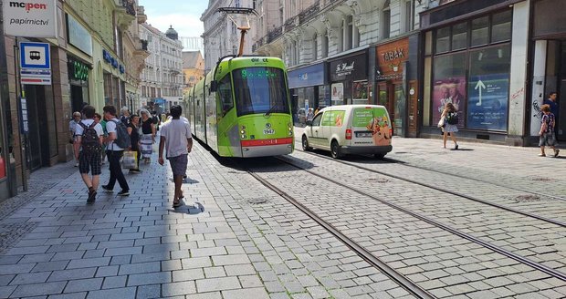 Brno přechází od 1. července na prázdninový provoz MHD.