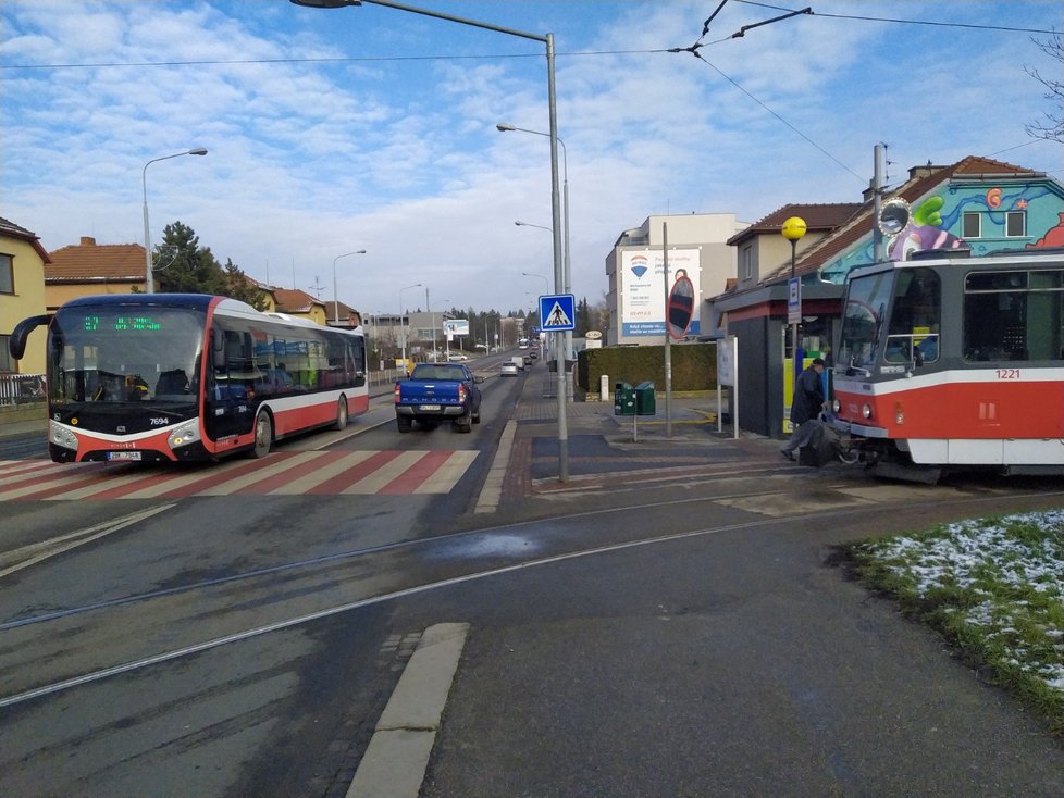 Opravy Lesnické ulice v Brně si vyžádají rozsáhlé výluky a změny dopravního systému v celé severní části Brna.