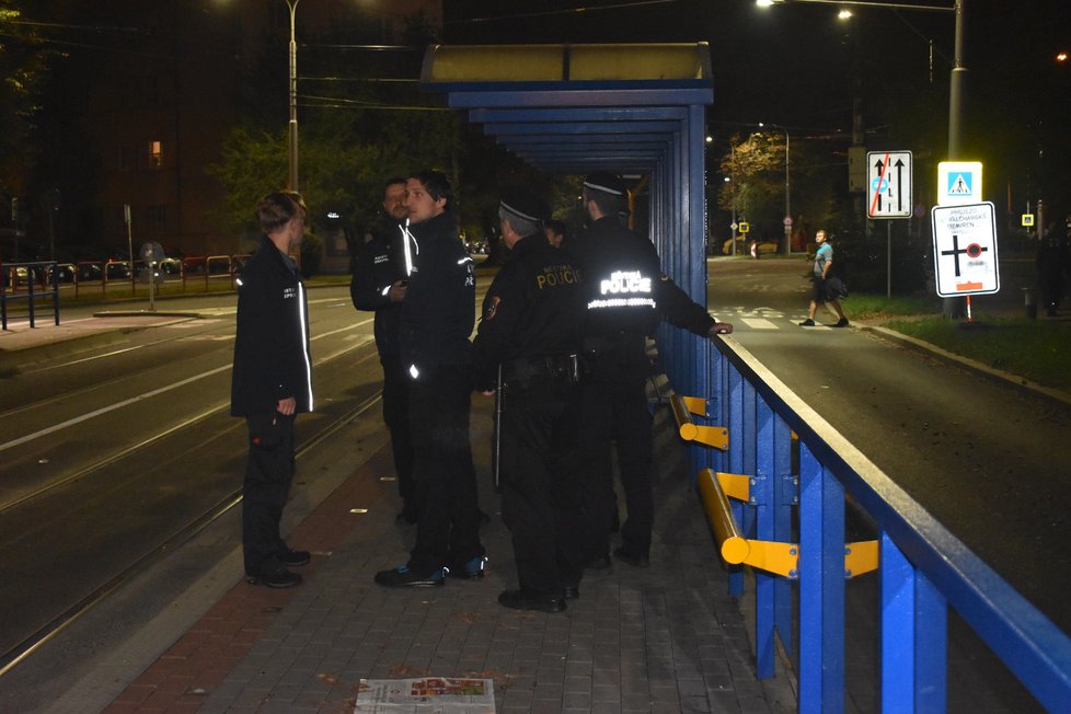 Noční akce ostravských asistentů přepravy a městské policie.