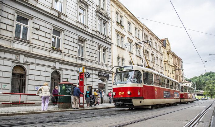 Pražský dopravní podnik koupí až 200 nových tramvají. Do roku 2030 skončí vozy T3