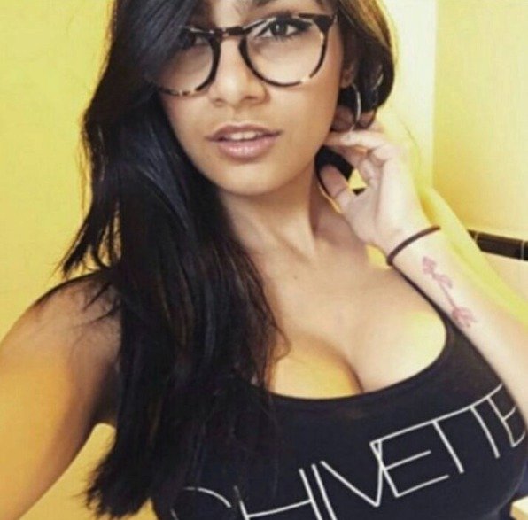 Bývalá pornohvězda Mia Khalifa.