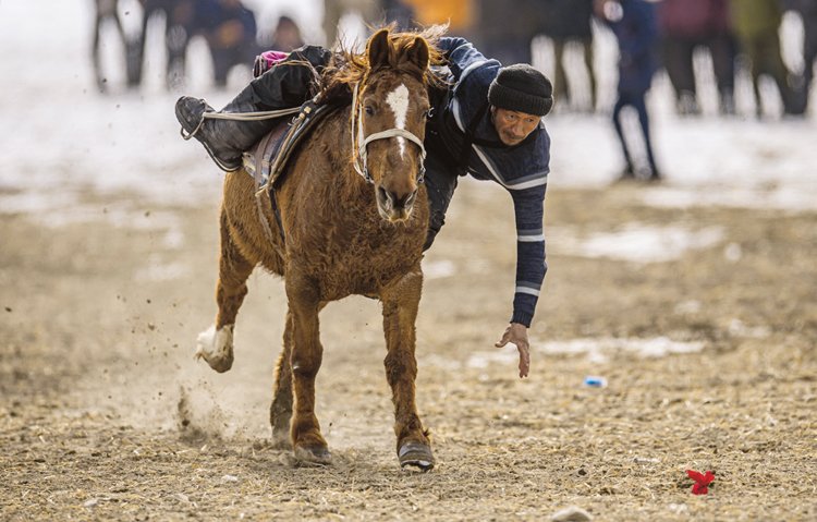 Jezdecké hry s míčky se ve Střední Asii hrají dodnes