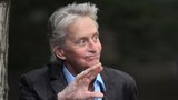 Michael Douglas ukončil léčbu a chystá se na cestu kolem světa!