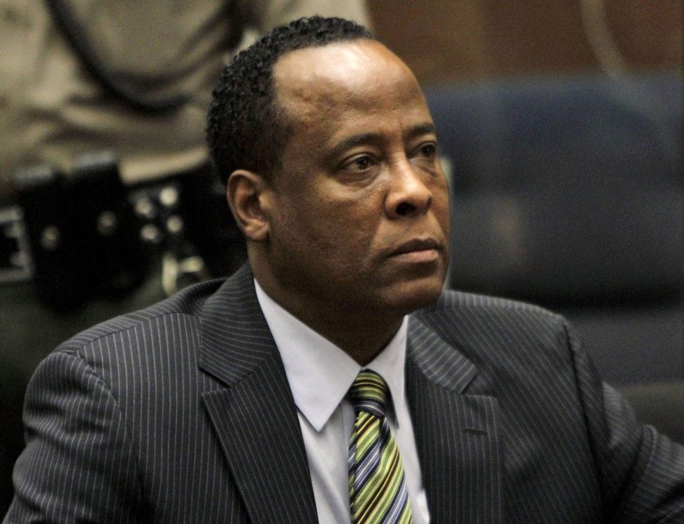 Conrad Murray byl prý hlavním viníkem Jacksonovy smrti.