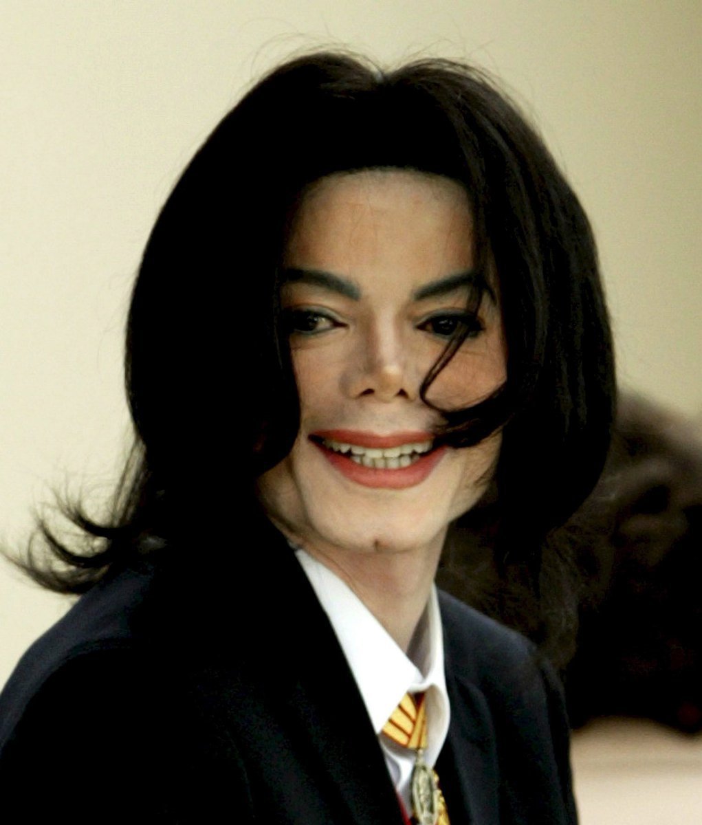 Michael Jackson (†50)