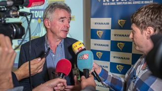 Šéf Ryanairu O'Leary: Muslimové by měli na letištích procházet přísnějšími kontrolami