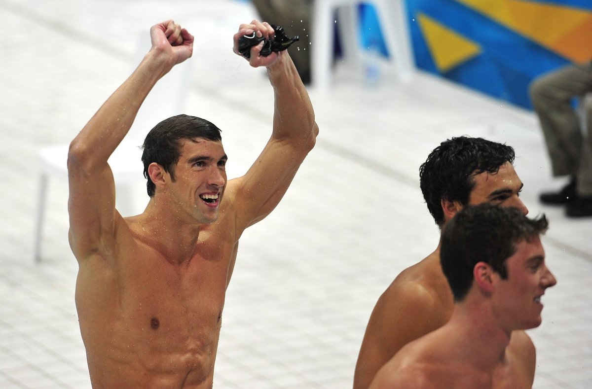 Michael Phelps se stal nejúspěšnějším olympionikem historie. Získal 19. medaily a tím překonal rekor sovětské gymnastky Latyninove