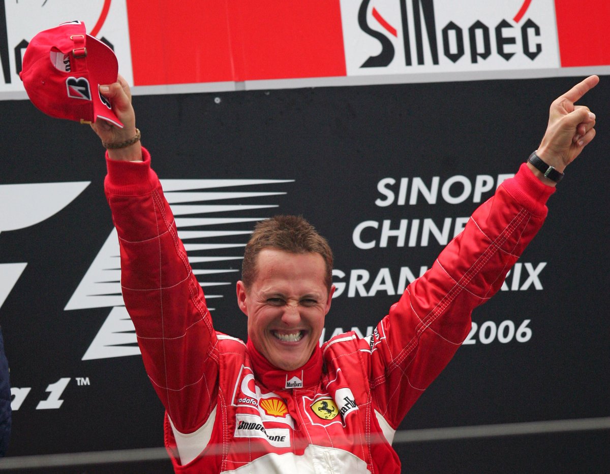Michael Schumacher slaví jednu z mnoha výher