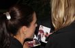 Herečka Michaela Kuklová dorazila mezi prvními. A kromě dárků přinesla Haně Zagorové ukázat i fotografie svého syna Románka (2, 5).