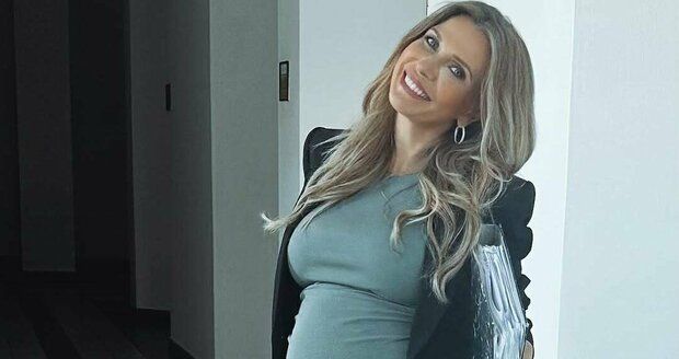 Michaela Ochotská odešla na mateřskou Michaela Ochotská odešla na mateřskou