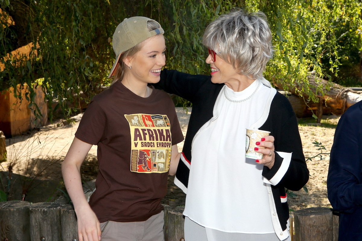 Sid se svou seriálovou babičkou Janou Švandovou.