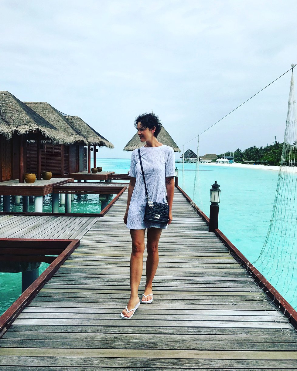 Michaela Saláčová, miss z roku 2000, odjela taky za teplem, na Maledivy!