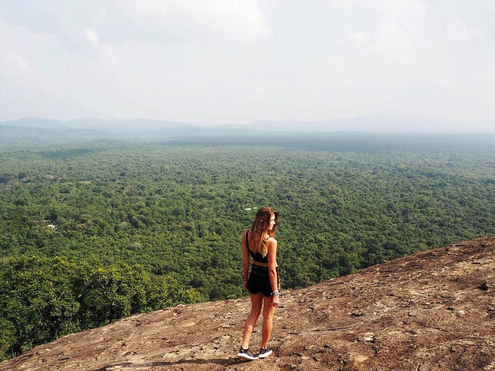 Michaela Štoudková přidává v posledních dnech nádherné fotky ze Srí Lanky. Tahle je napříkald z vrcholku Sigiriya, neboli Lví skála.