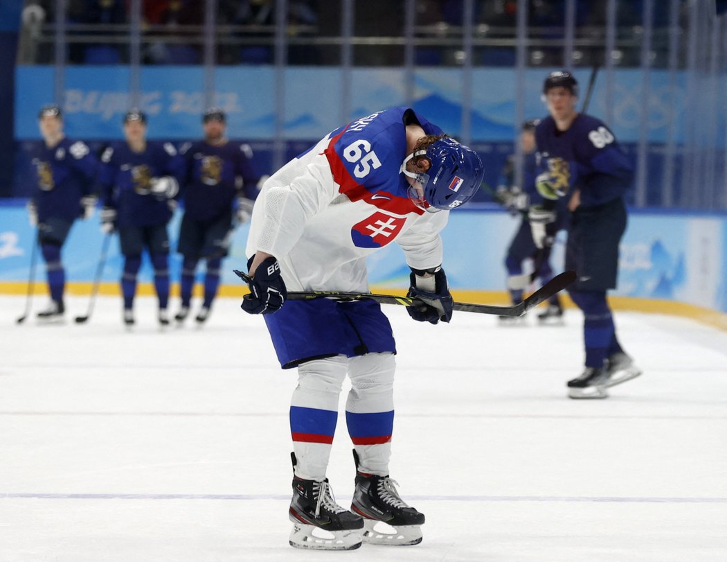 Hokejový obránce Michal Čajkovský na olympiádě v Pekingu