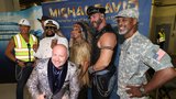 Michal David přivezl do Prahy Village People a tím… Splnil Slavíkovo přání! Po 42 letech 