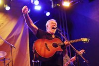 Vánoční koncert Michala Prokopa a Framus Five se blíží: Zazní klasika, novinky i hosté