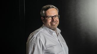 PPF zakládá vlastní investiční společnost. Pro správu fondů Air Bank získala Semotana z J&T PPF zakládá vlastní investiční společnost. Pro správu fondů Air Bank získala Semotana z J&T